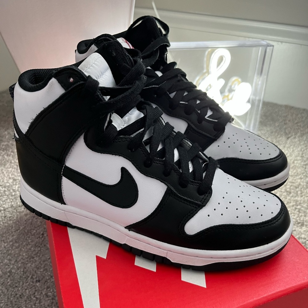Nike Panda dunk hi - Picture 2 of 9